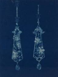 Lalique pendant (Pierre-Georges Deraisme) - Muzeo.com