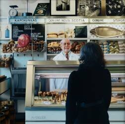 Russ & Daughter (Max Ferguson) - Muzeo.com