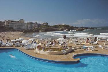 Hotel du Palais (Biarritz) (Slim Aarons) - Muzeo.com