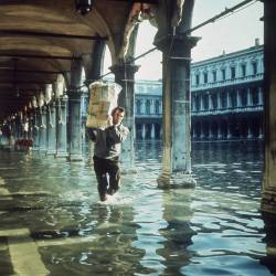 Piazza San Marco (Keystone) - Muzeo.com