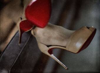 25 hours (Erik Schottstaedt) - Muzeo.com