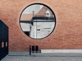 Bricks (Iso66) - Muzeo.com