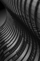 Dark waves (Greetje van Son) - Muzeo.com