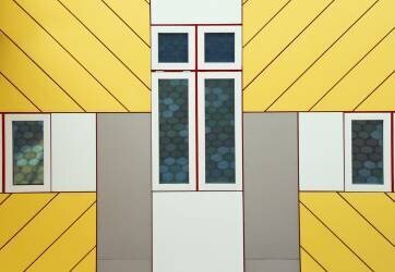 Facade (Heidi Bartsch) - Muzeo.com