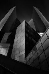 Headquarter (Sébastien del Grosso) - Muzeo.com