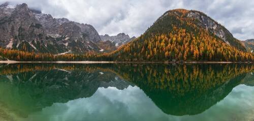 Lake Braies (Ales Krivec) - Muzeo.com