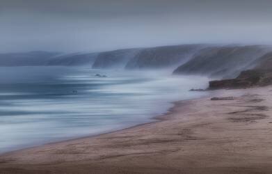 Mists (Lola Gutierrez) - Muzeo.com