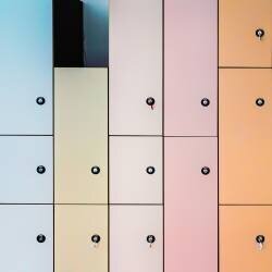 PasteLockers (Luc Vangindertael (laGrange)) - Muzeo.com