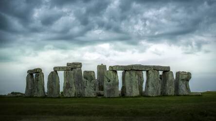 Stonehenge (Alex Lu) - Muzeo.com