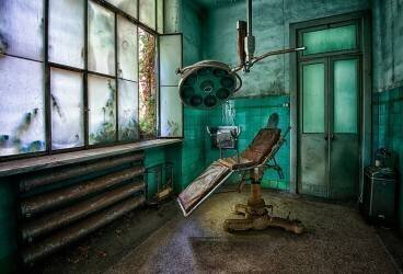 The last surgeon (Luca Ulivi) - Muzeo.com