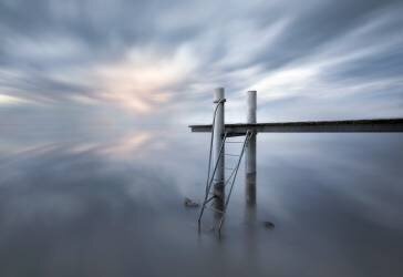 The pier (Joaquin Guerola) - Muzeo.com