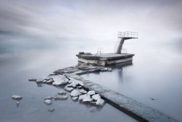 The springboard (Joaquin Guerola) - Muzeo.com