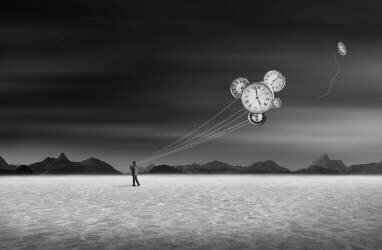 Time keeper (Swarnendu Ghosh) - Muzeo.com