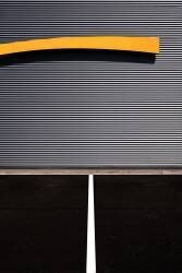 Yellow line (Rolf Endermann) - Muzeo.com