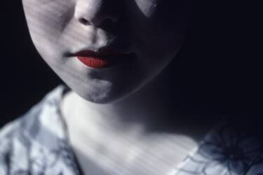 Young Geisha (Karen Kasmauki) - Muzeo.com