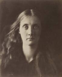 Julia Jackson (Julia Margaret Cameron) - Muzeo.com