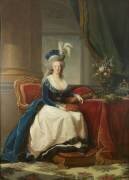 Reine Marie-Antoinette assise, en manteau bleu et robe blanche, tenant un livre à la main (Elisabeth Vigée Le Brun) - Muzeo.com
