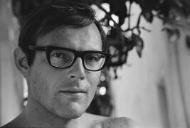 Adam West (Orlando Suero) - Muzeo.com