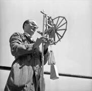 Invention at Lepine Competition of Inventions in Paris (Rue des Archives) - Muzeo.com