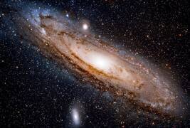 Andromeda Galaxy (David Dayag) - Muzeo.com