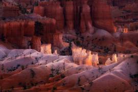 Canyon Light (Aidong Ning) - Muzeo.com