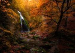 Djur-Djur waterfall (Kirill Volkov) - Muzeo.com