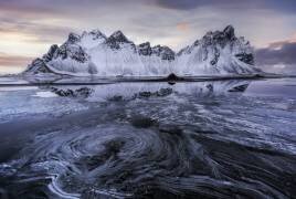 Ice swirl (Jorge Ruiz Dueso) - Muzeo.com