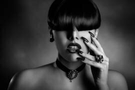 Luxury (Peppe Tambe) - Muzeo.com