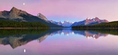 Maligne Lake (Yan Zhang) - Muzeo.com